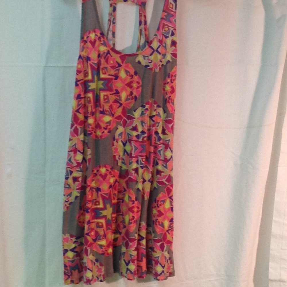 Sleeveless tunic shirt / bathing suit cover up